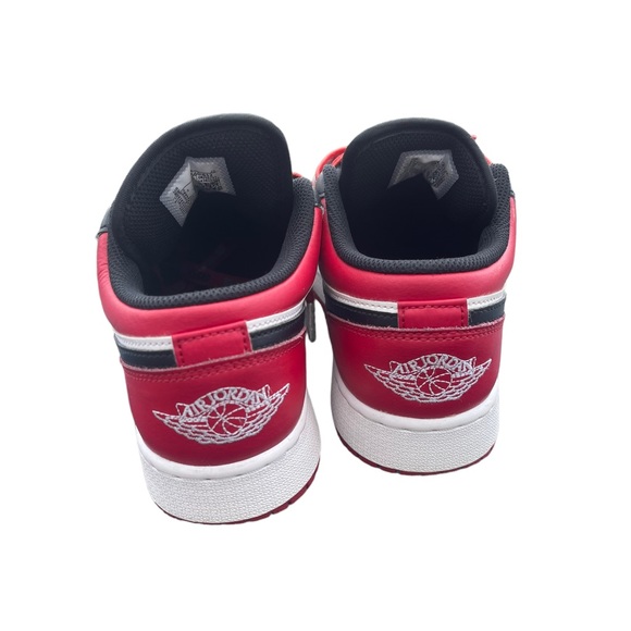 Air Jordan 1 "Bred Toe" young kids 6Y - Picture 6 of 13